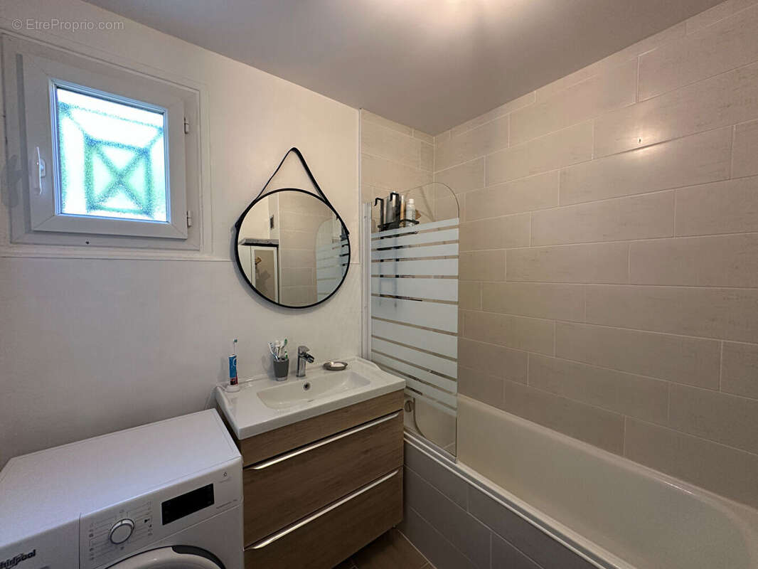 Appartement à NOISY-SUR-ECOLE