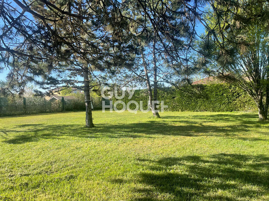 Maison à FONTAINE-LE-COMTE