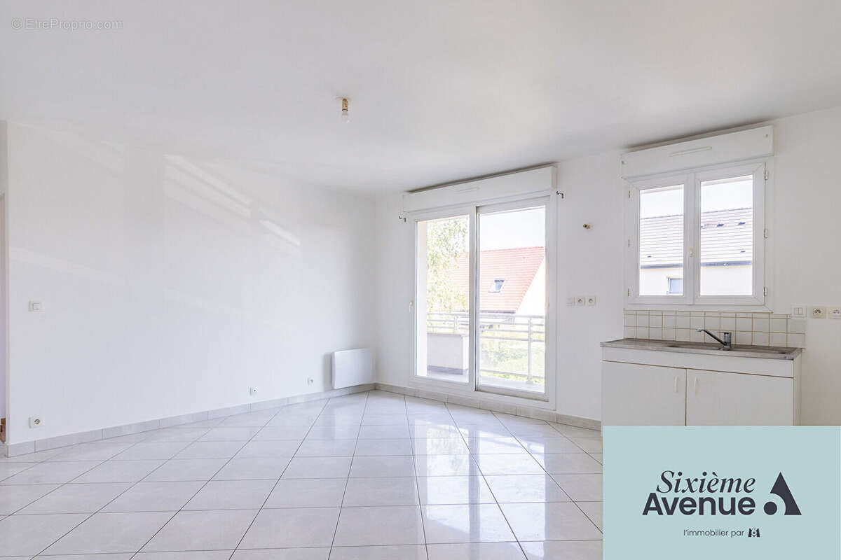 Appartement à CHILLY-MAZARIN