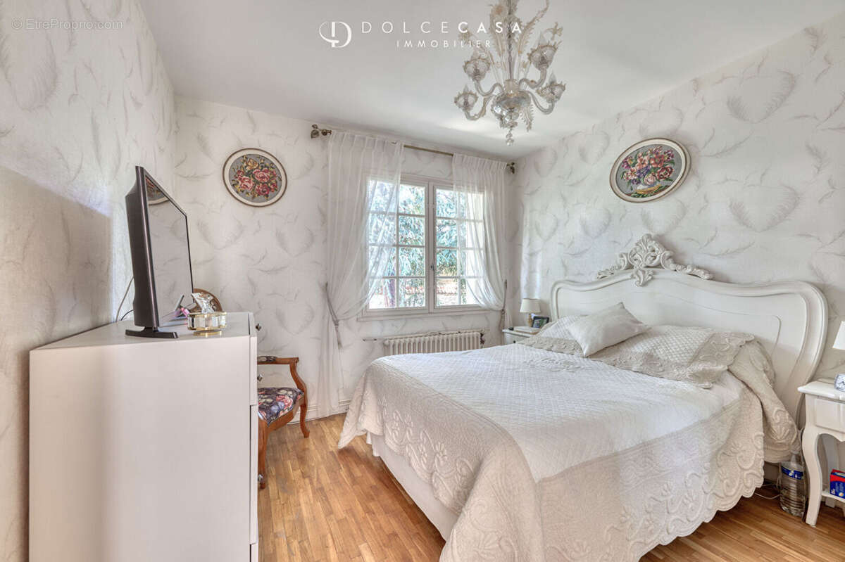 Maison à NOISY-LE-GRAND