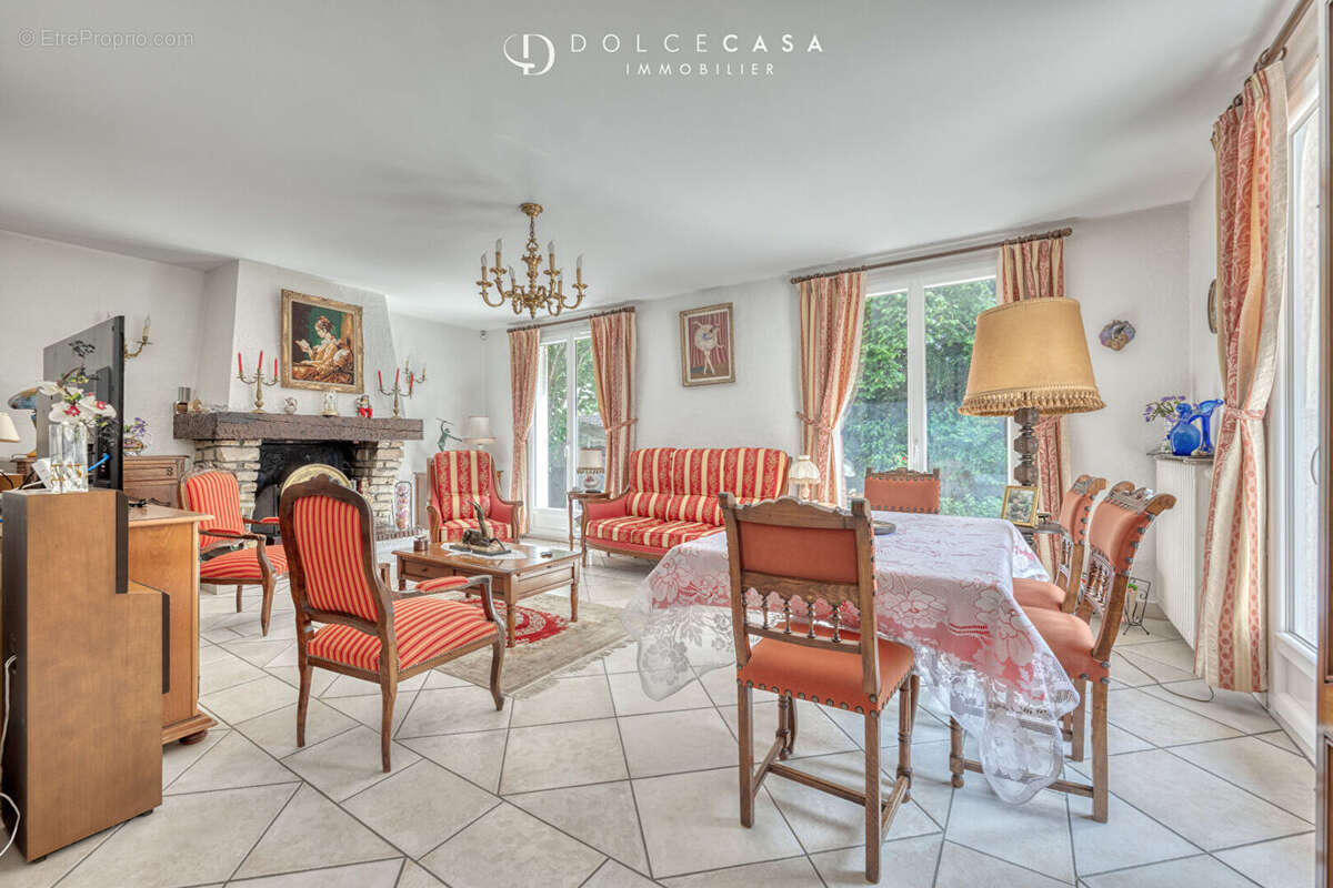 Maison à NOISY-LE-GRAND