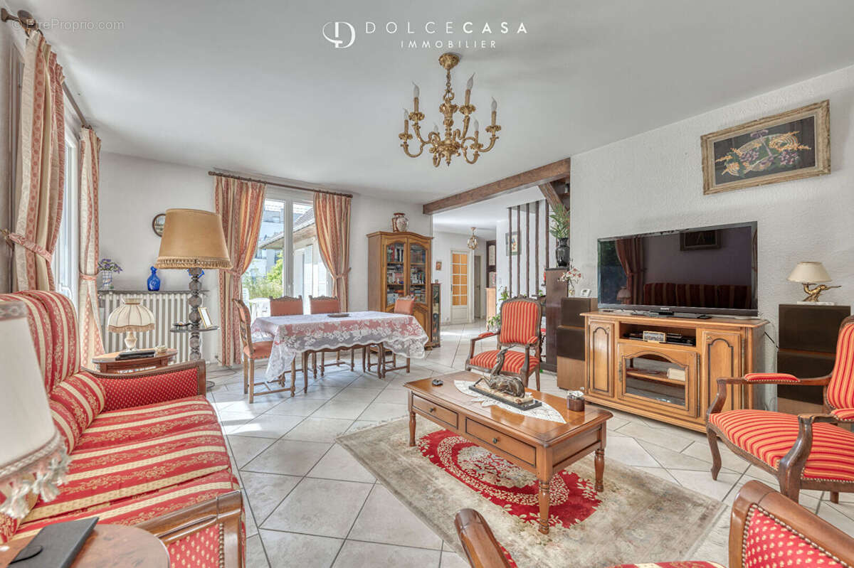 Maison à NOISY-LE-GRAND