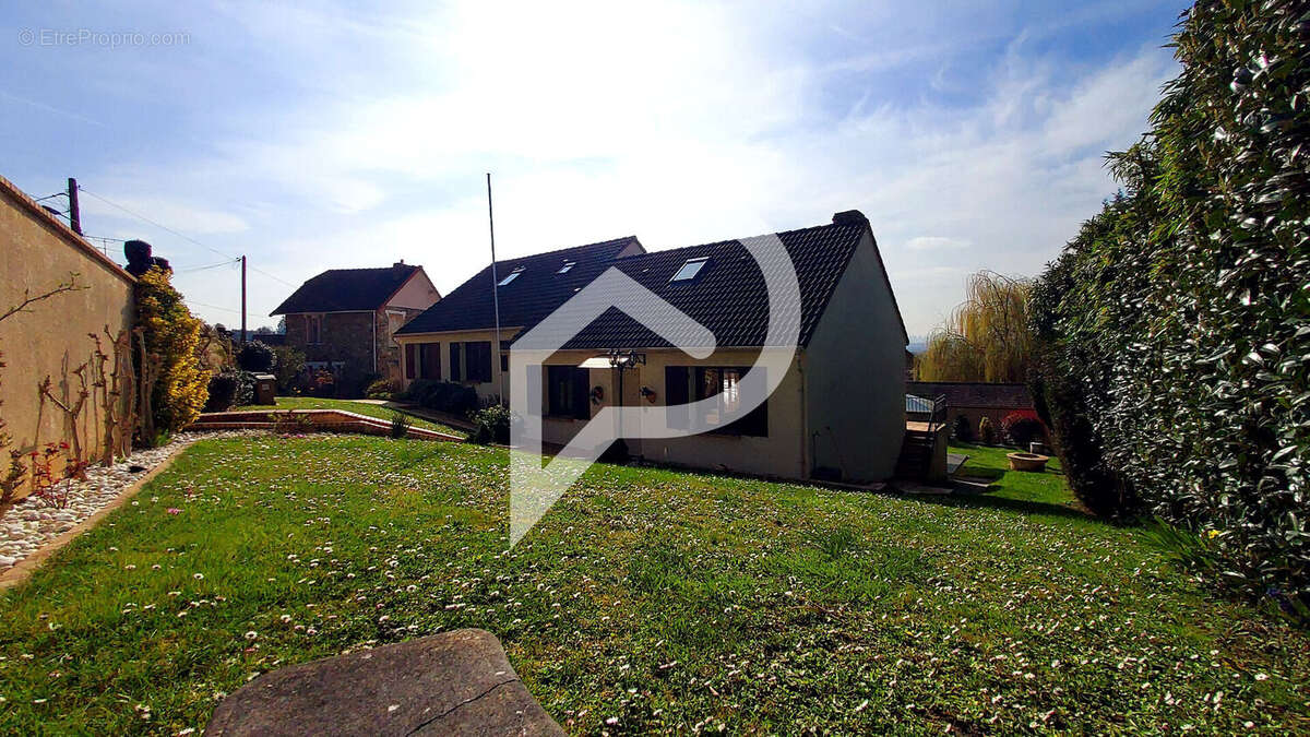 Maison à SOISY-SOUS-MONTMORENCY