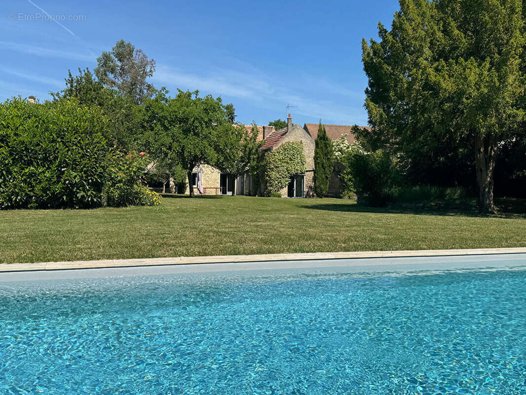 Maison à MONTFORT-L'AMAURY