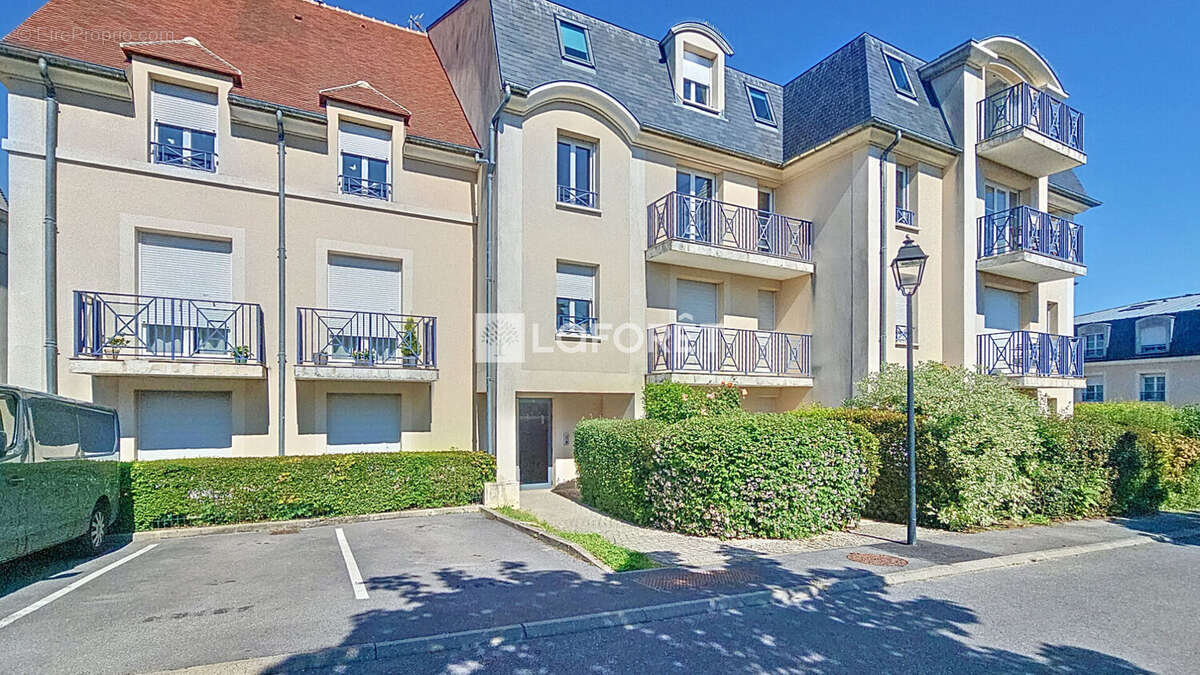 Appartement à ORRY-LA-VILLE