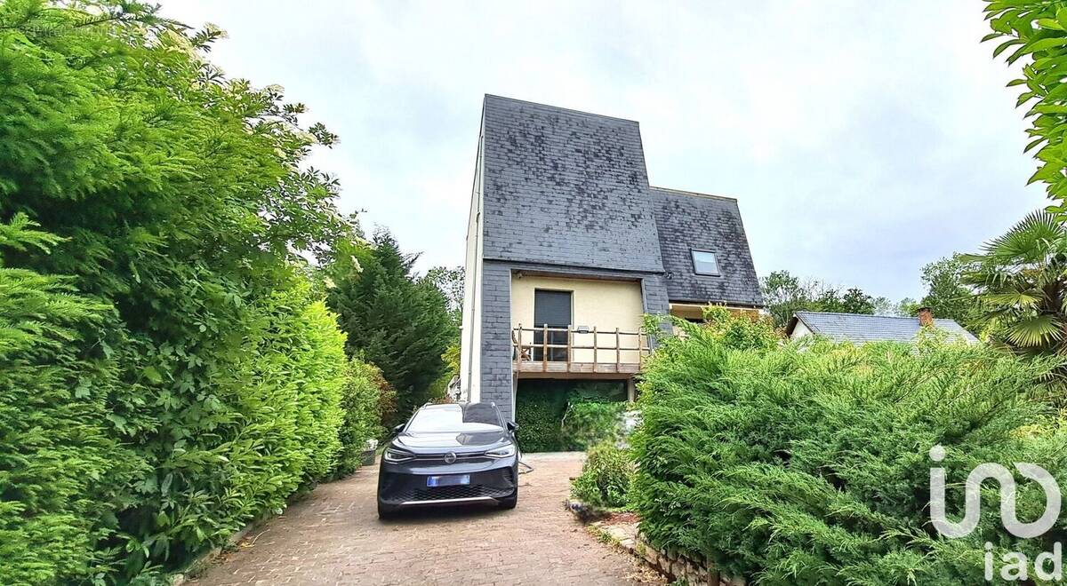 Photo 1 - Maison à GUIGNEVILLE-SUR-ESSONNE