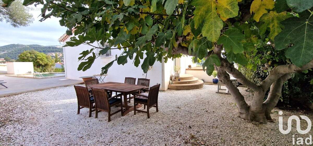 Photo 2 - Maison à OLLIOULES