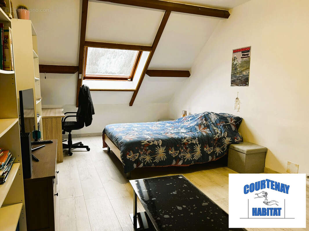 Maison à COURTENAY