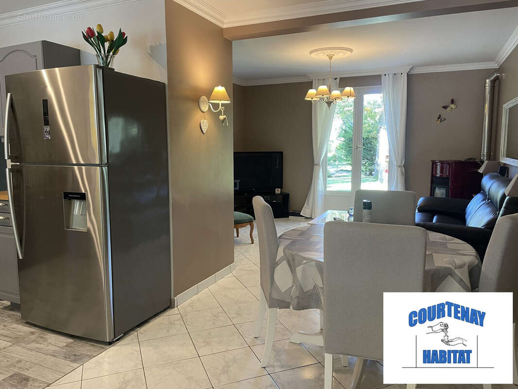 Maison à SAINT-HILAIRE-LES-ANDRESIS