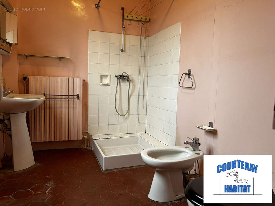 Maison à COURTENAY