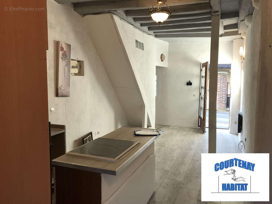 Appartement à COURTENAY