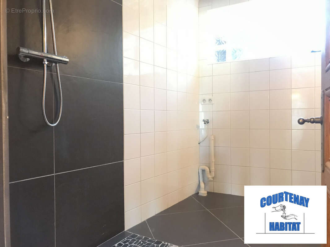 Appartement à COURTENAY