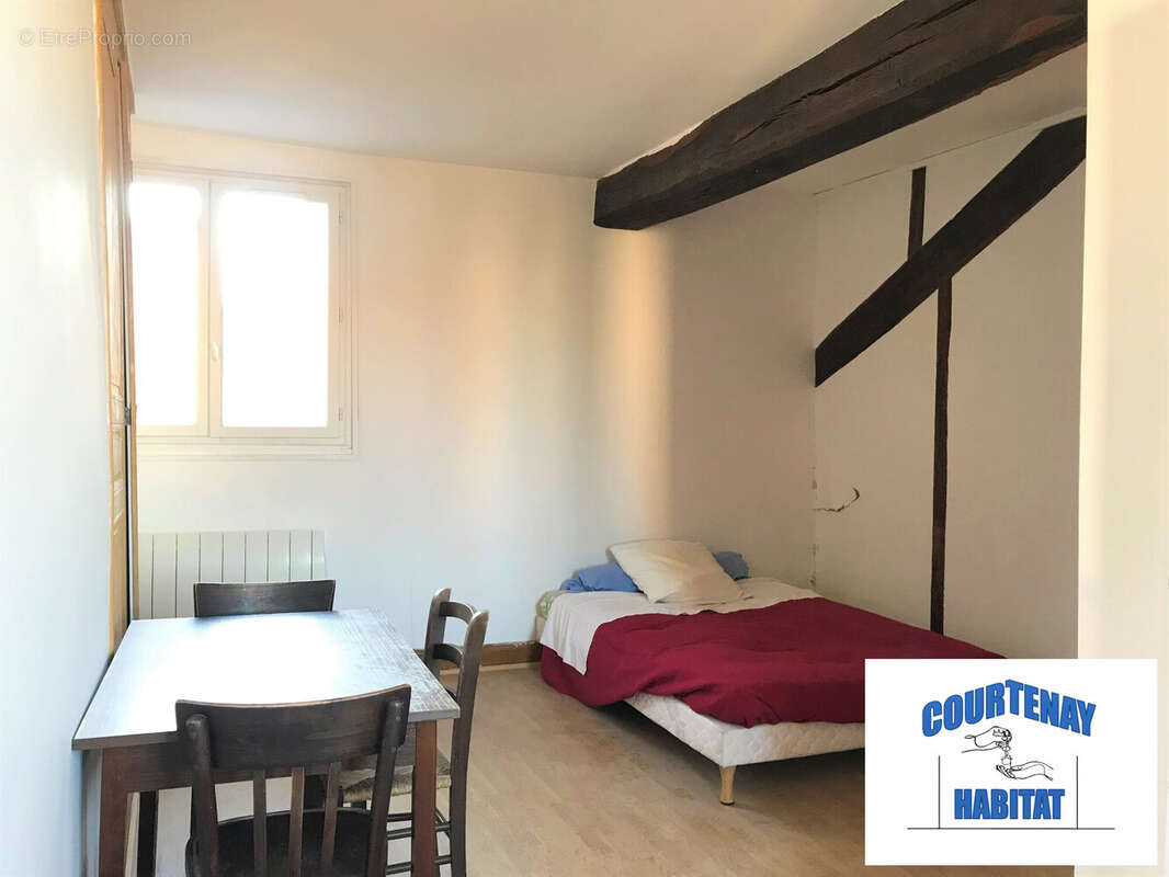 Appartement à COURTENAY