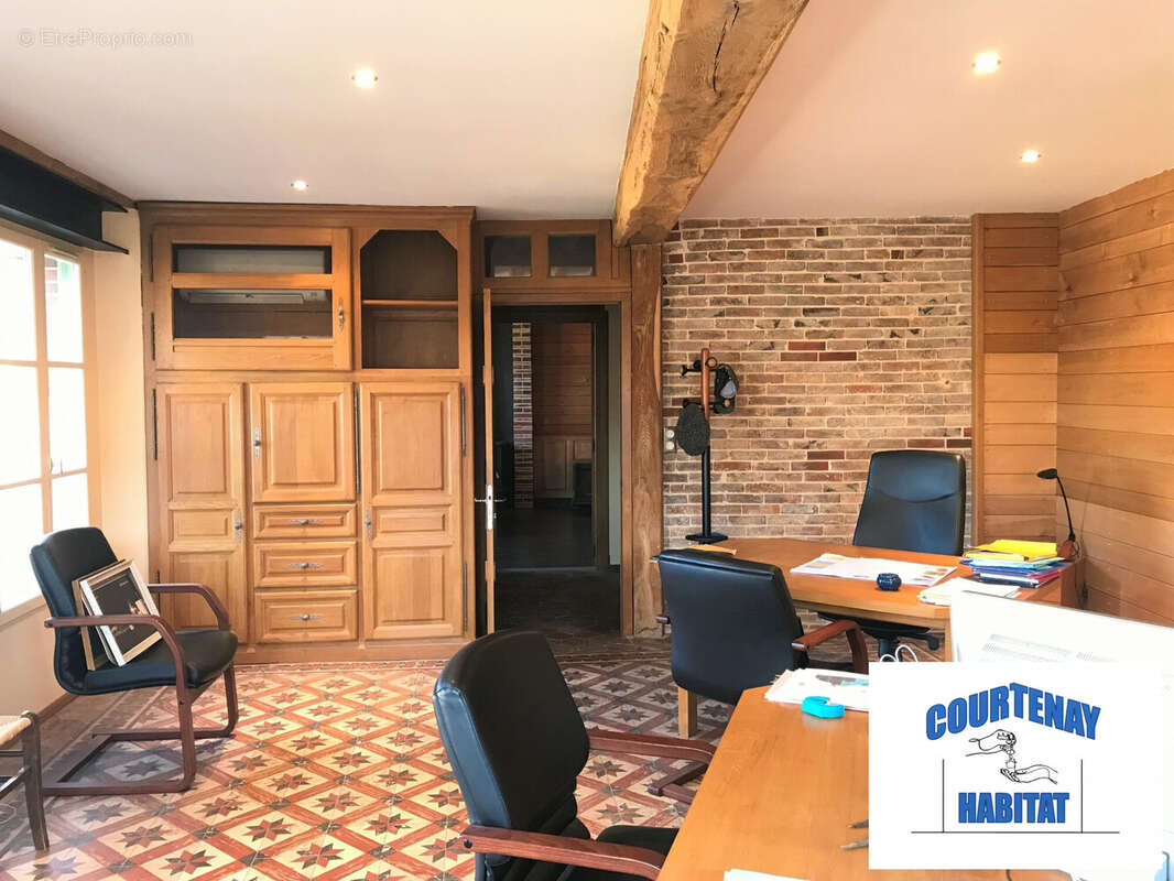 Appartement à COURTENAY