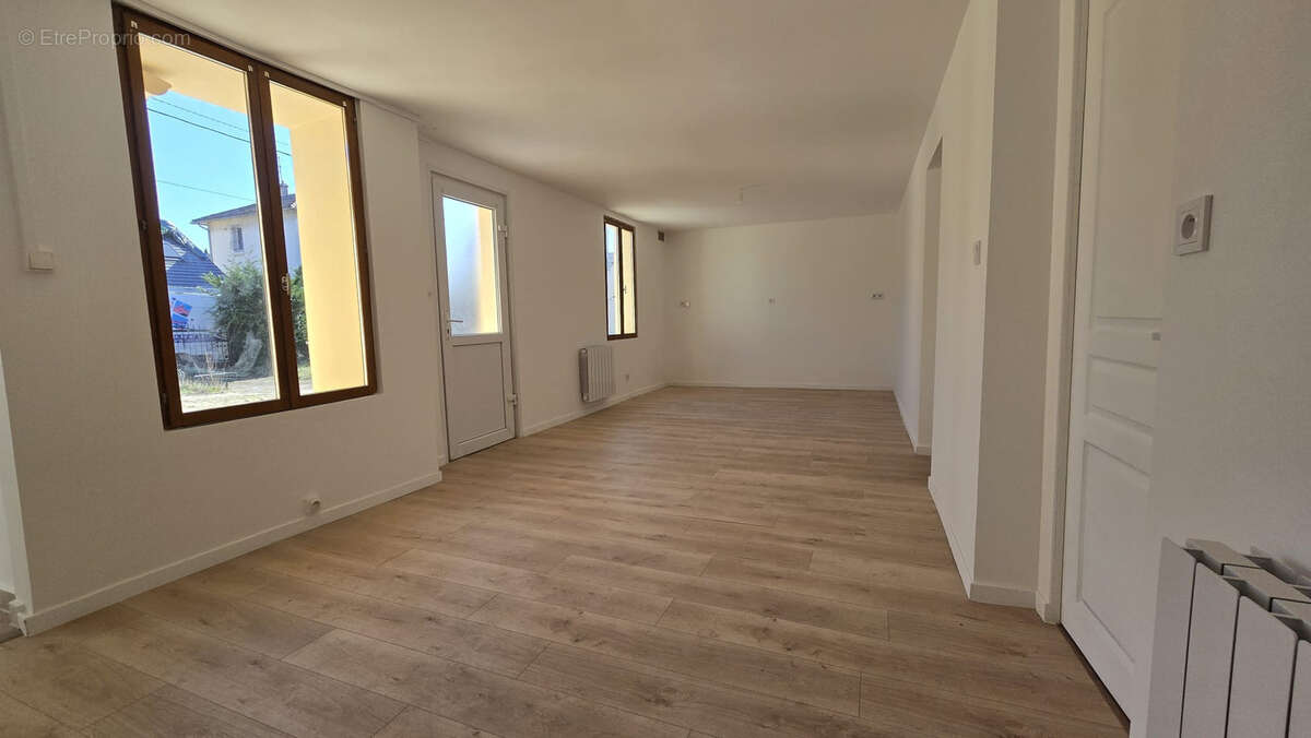 Maison à LE PLESSIS-BOUCHARD