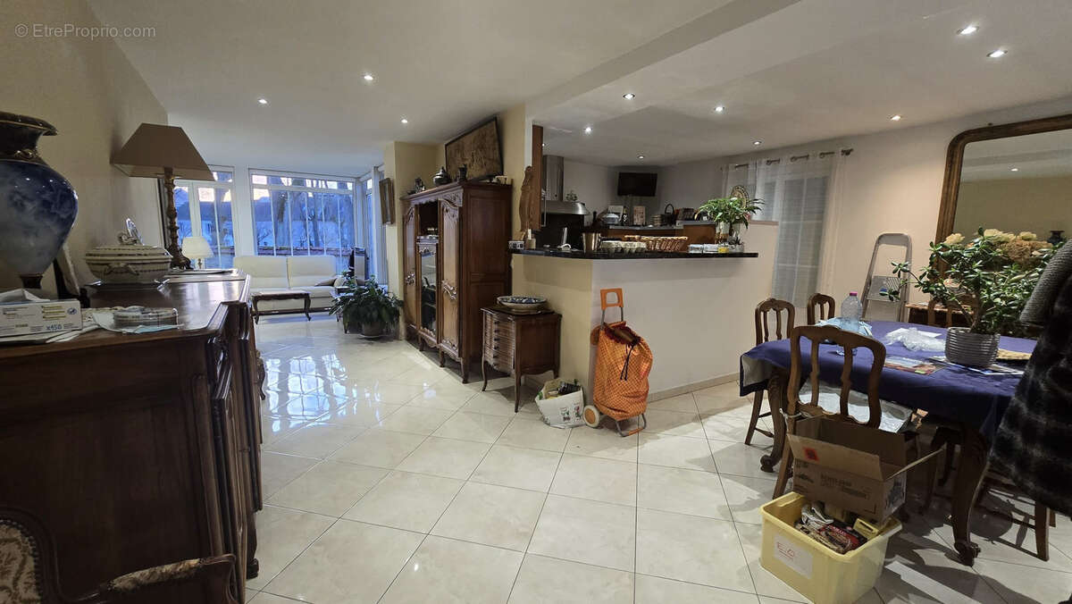 Appartement à L&#039;ISLE-ADAM