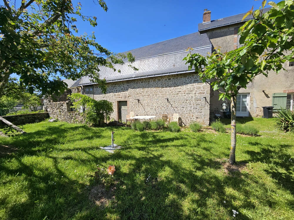 Appartement à BENEVENT-L&#039;ABBAYE