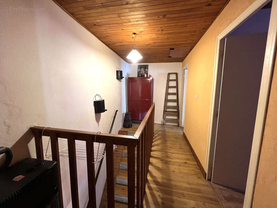 Maison à SAINT-GERMAIN-LAPRADE