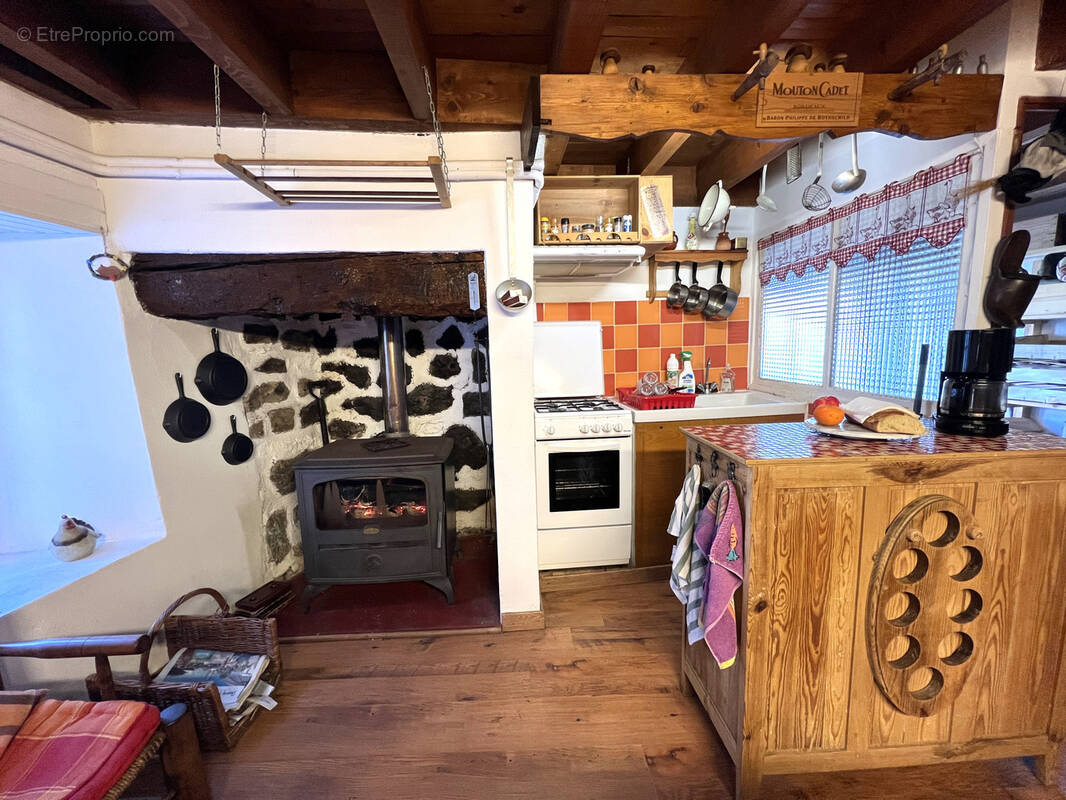 Maison à SAINT-GERMAIN-LAPRADE