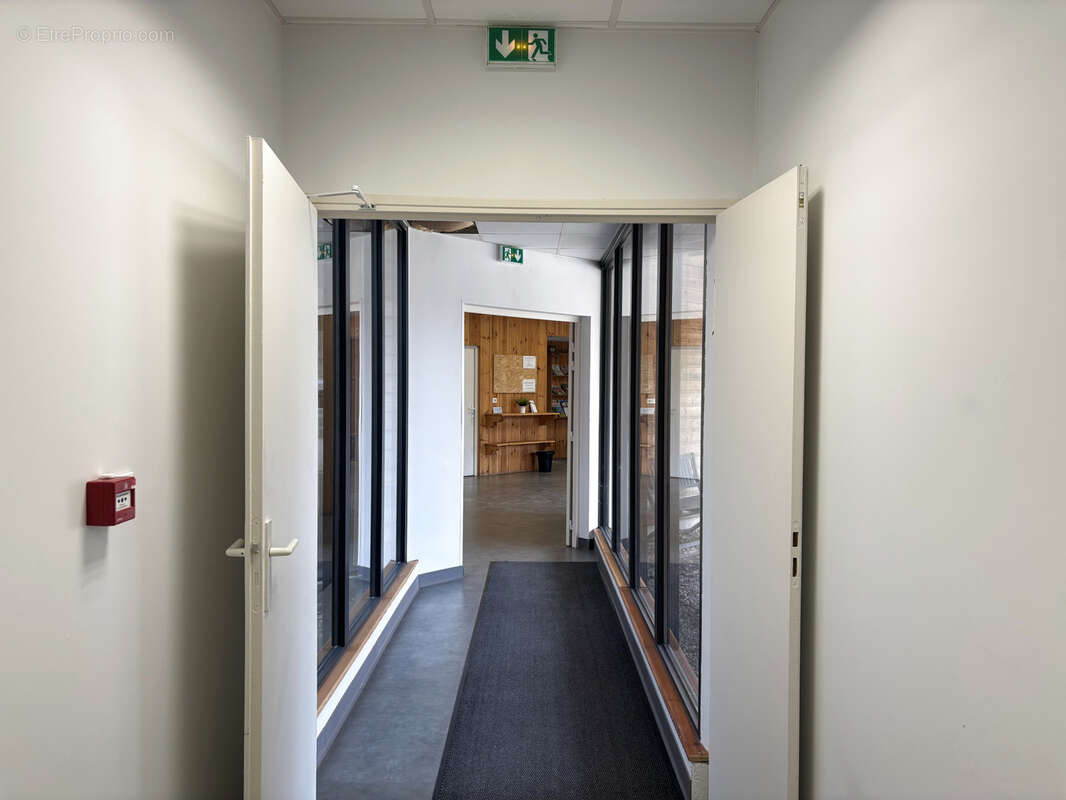 Commerce à CHANTILLY