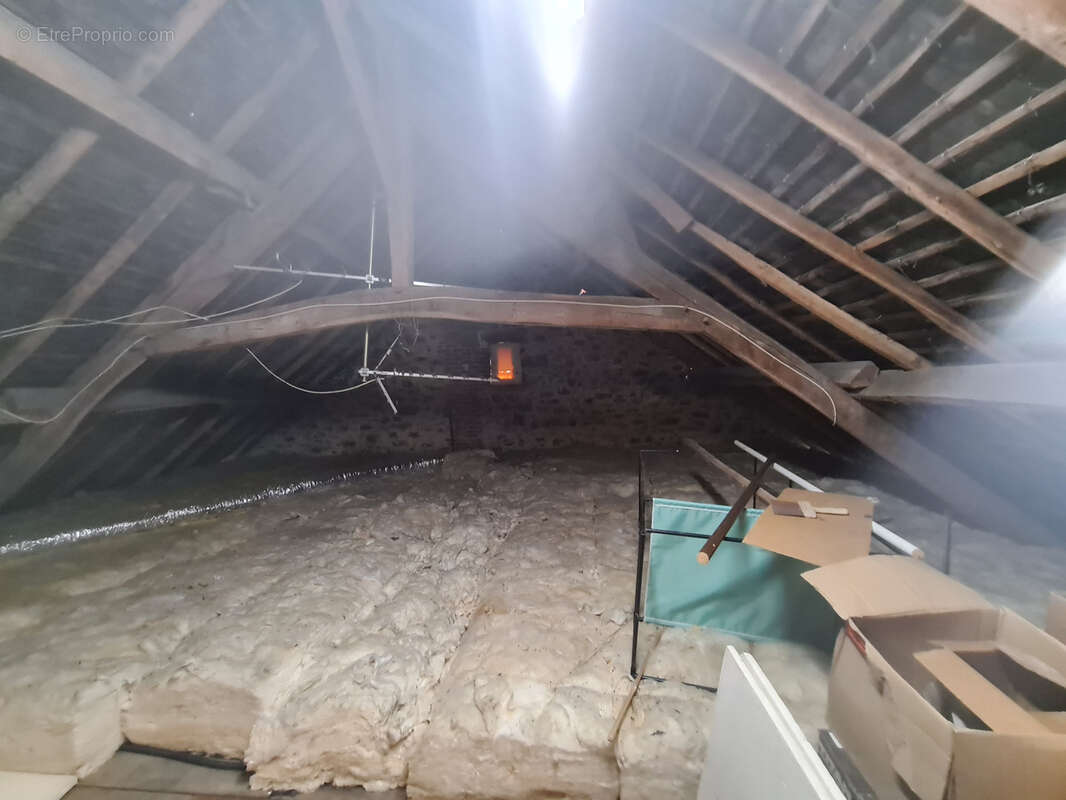 Maison à LA PORCHERIE