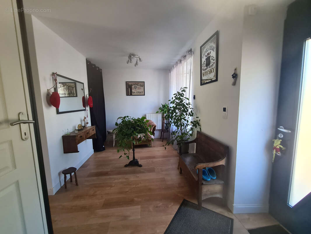 Maison à LA PORCHERIE