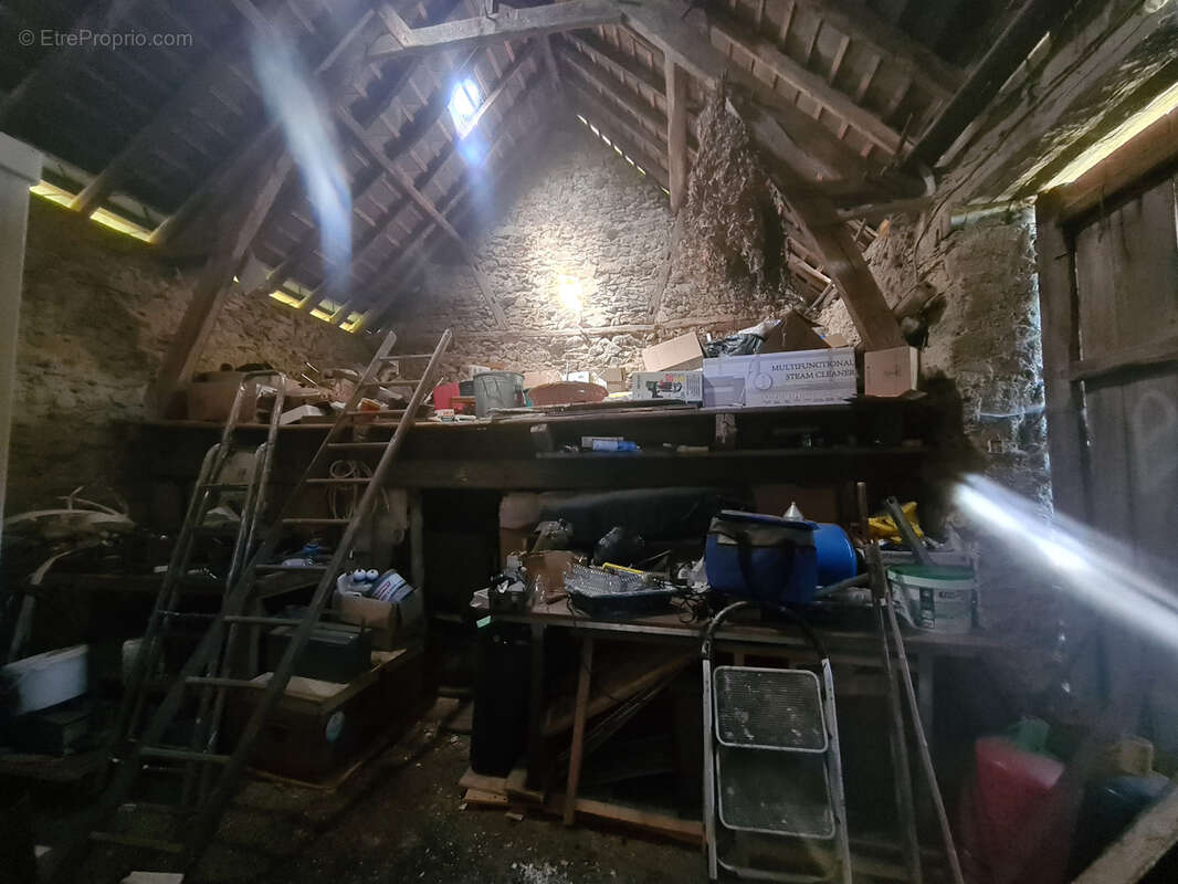 Maison à LA PORCHERIE