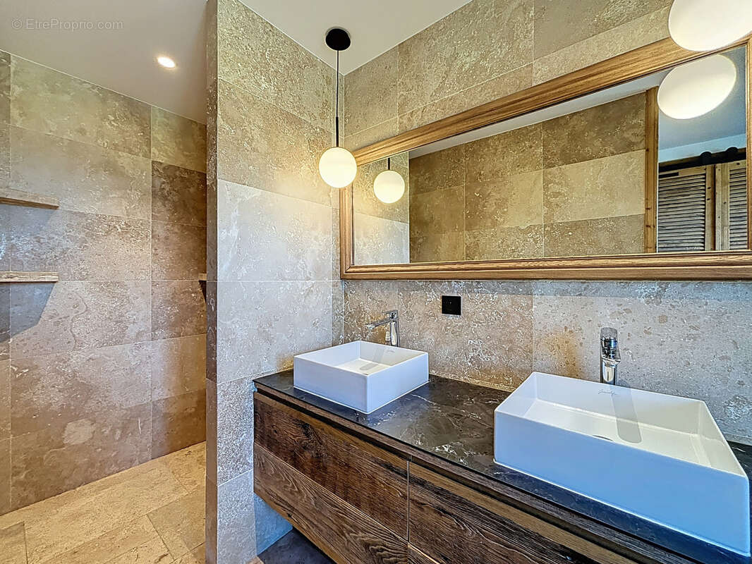 Maison à SAINT-BALDOPH