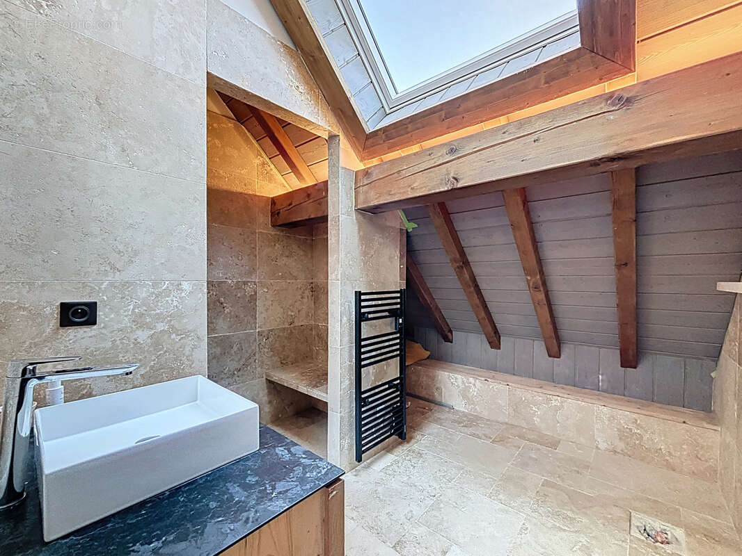 Maison à SAINT-BALDOPH