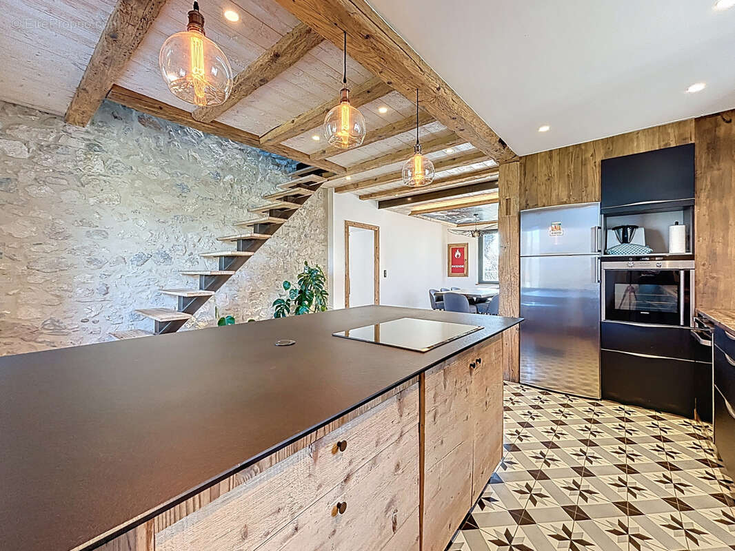 Maison à SAINT-BALDOPH