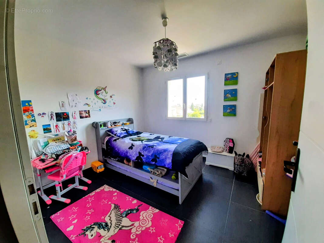 Maison à LAROQUE-DES-ALBERES