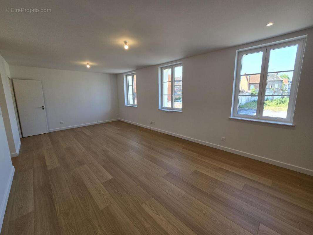 Appartement à SAINT-POL-SUR-TERNOISE