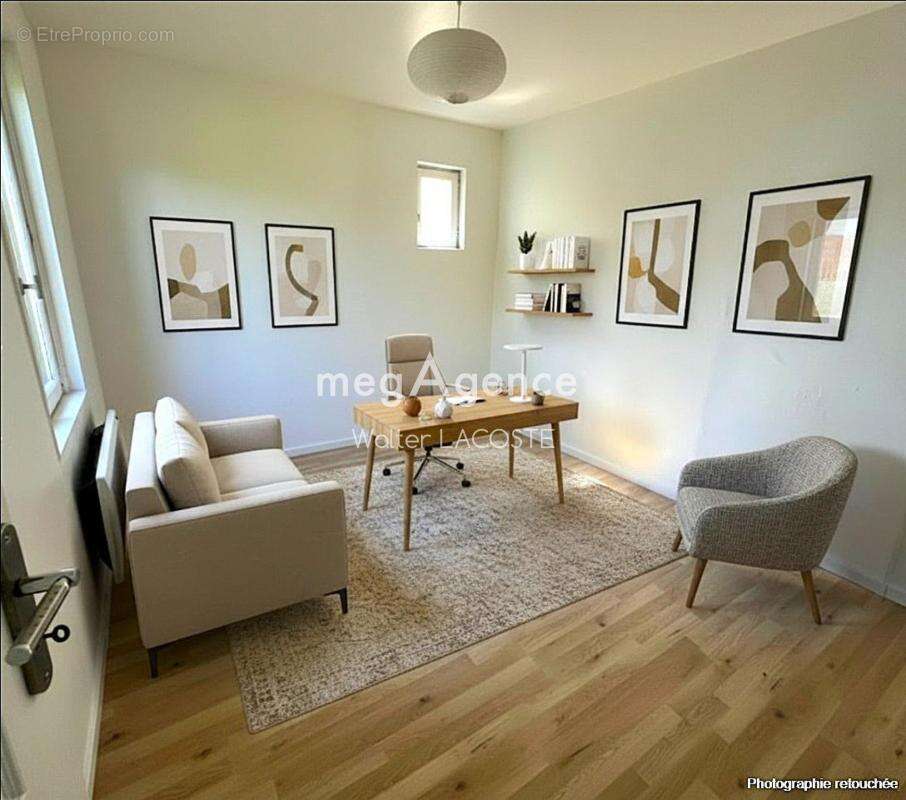 Maison à MORAINVILLIERS