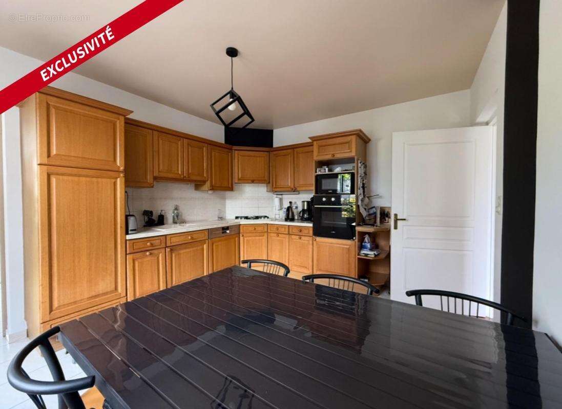 Maison à MALESTROIT