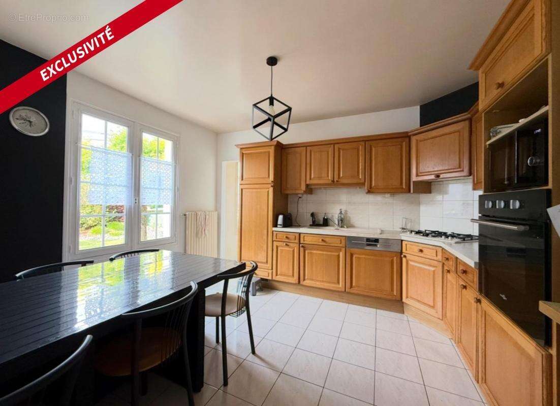 Maison à MALESTROIT