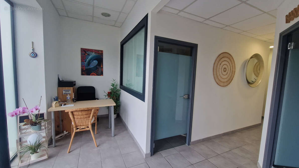 Commerce à LA TESTE-DE-BUCH