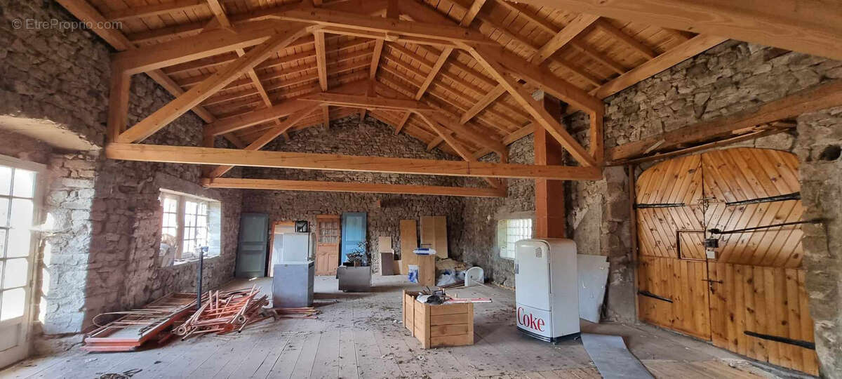 Maison à SAINT-JULIEN-D'ANCE