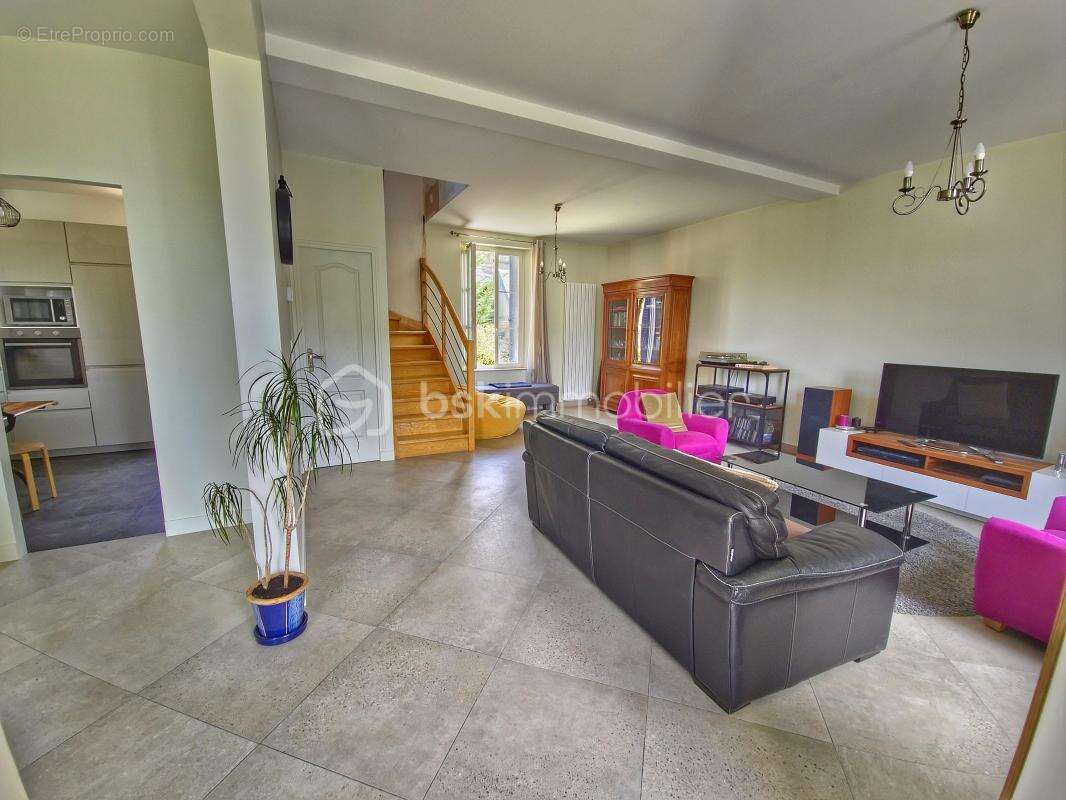 Maison à VILLIERS-SUR-MARNE