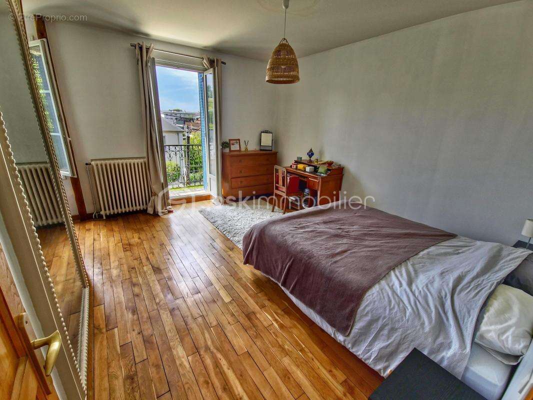 Maison à VILLIERS-SUR-MARNE