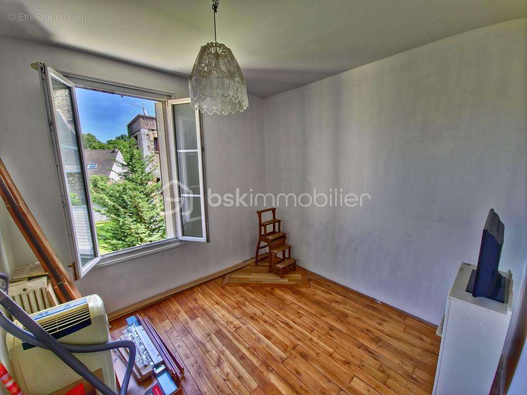 Maison à VILLIERS-SUR-MARNE