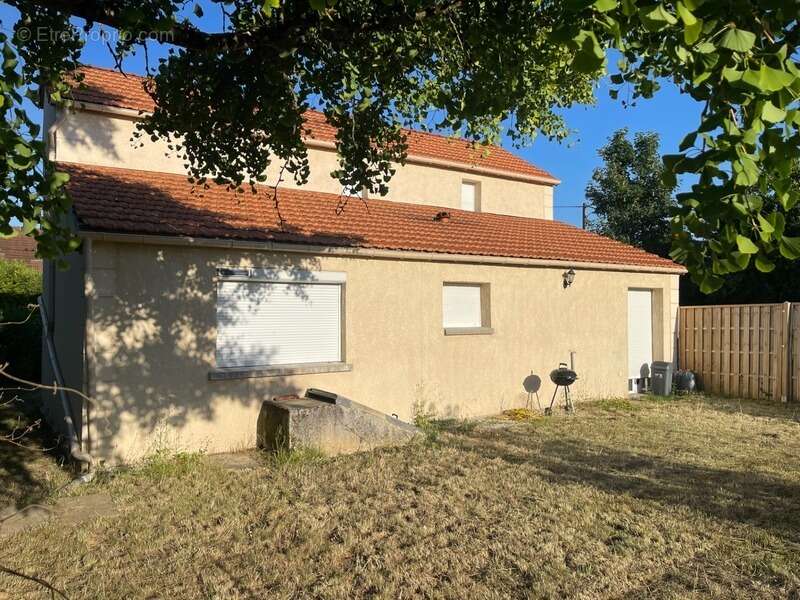 Appartement à CERNY