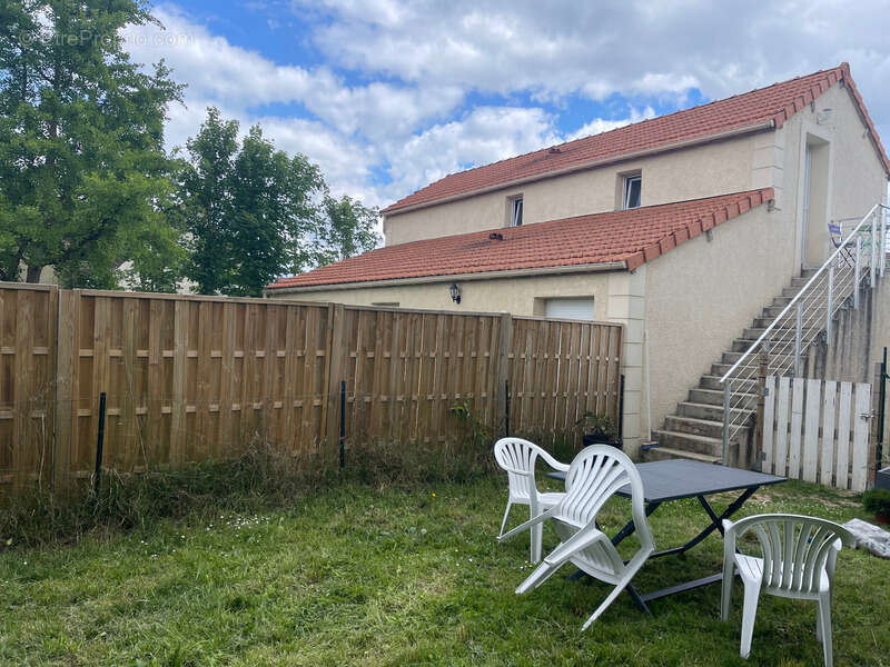 Appartement à CERNY