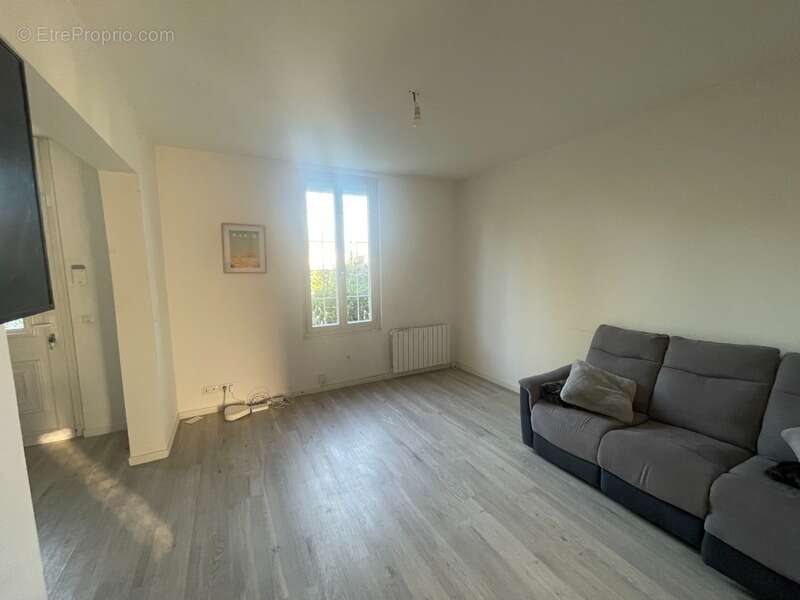 Appartement à CERNY