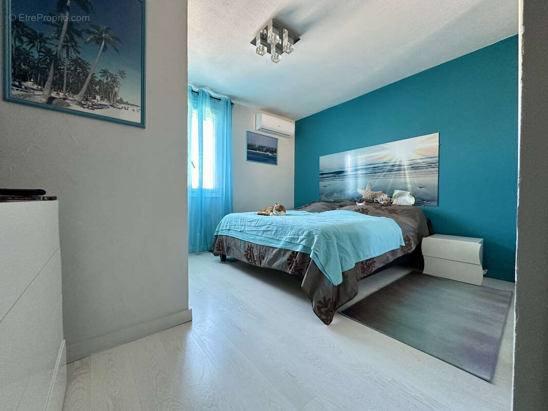 Autre à LA LONDE-LES-MAURES