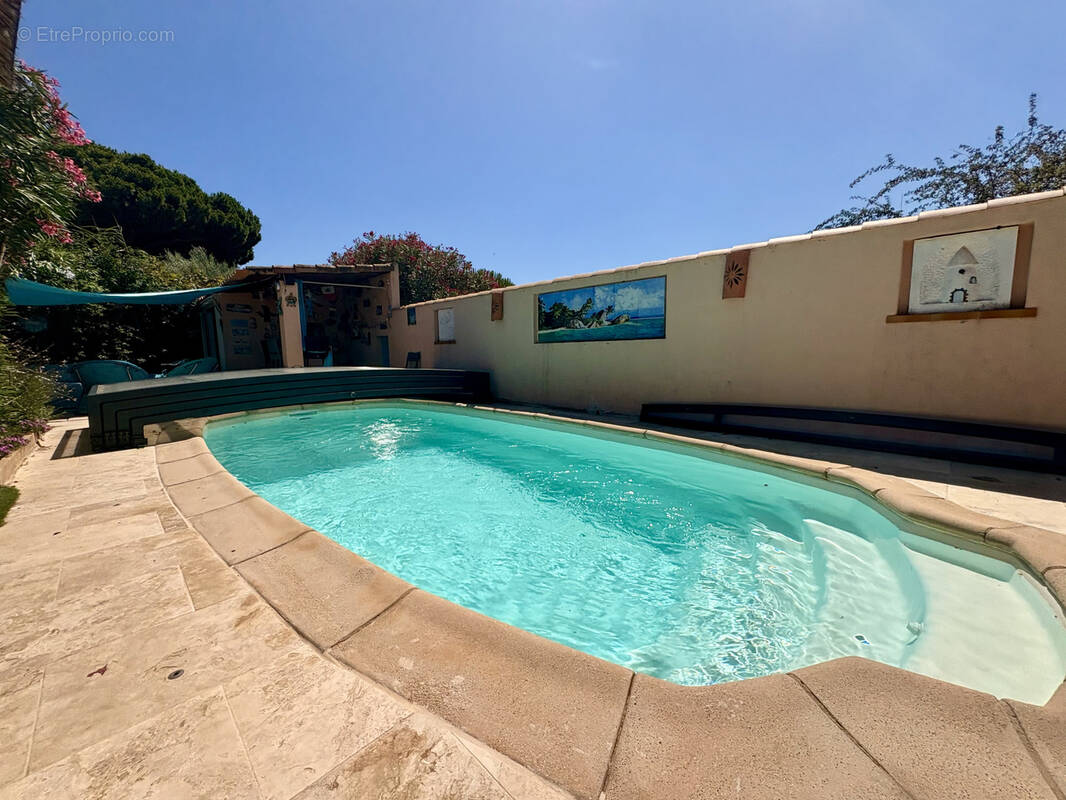 Autre à LA LONDE-LES-MAURES