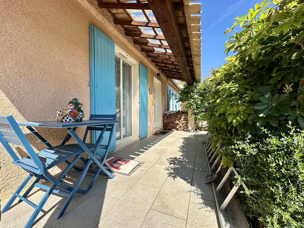 Autre à LA LONDE-LES-MAURES