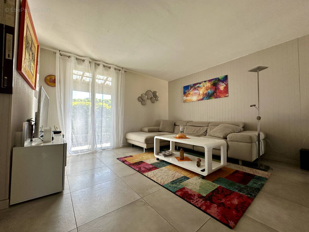 Autre à LA LONDE-LES-MAURES