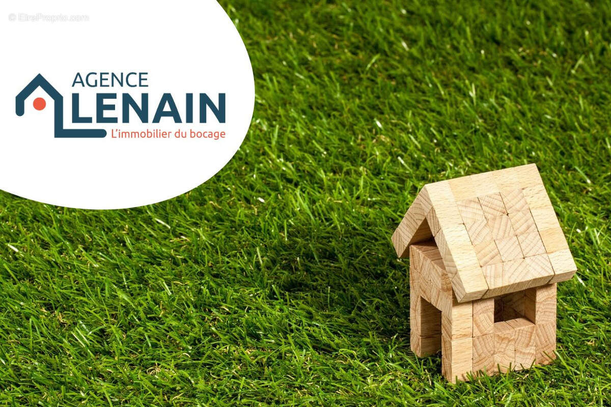 Terrain à SAINT-GILLES-CROIX-DE-VIE