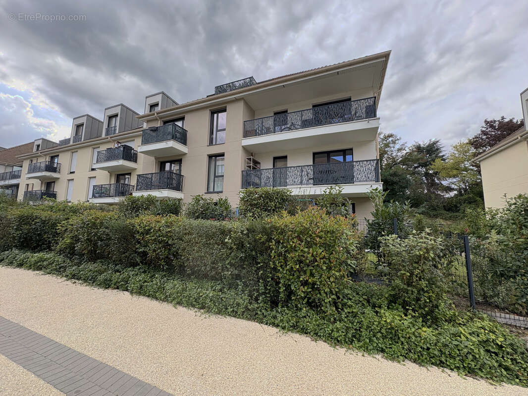 Appartement à PLAISIR