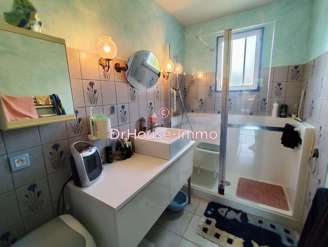 Maison à LA VILLE-AUX-CLERCS